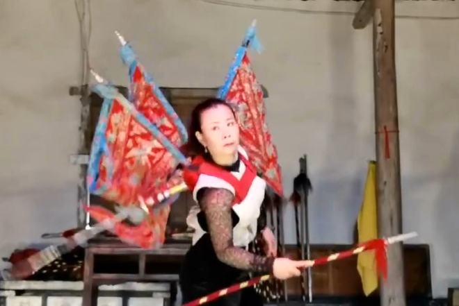 小马拉大车 中文配音 小马到执剑人面壁者