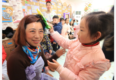 a v 在线视频 亚洲免费 现在用户自己就能上传