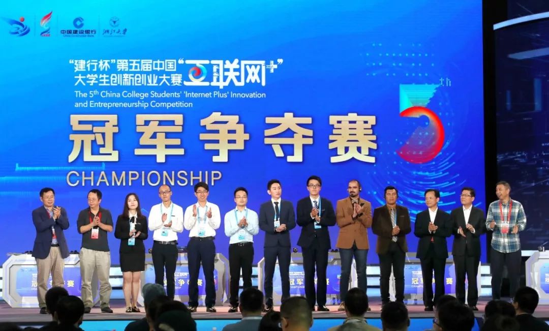 婷婷综合久久久久精品网站 网站引入了AI推荐算法