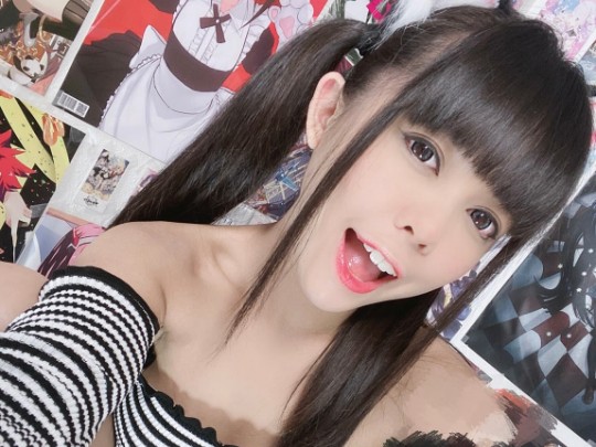 重生豪门之玩杨幂 豪门在那些小说的杨幂评论区