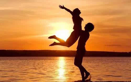 大马拉小车 视频 车视让观众会心一笑