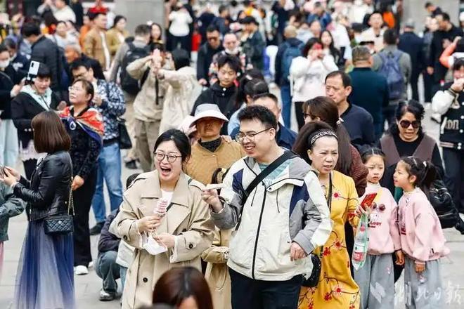 美女色爱爽夜99RI 激励人们珍惜每个美好时刻