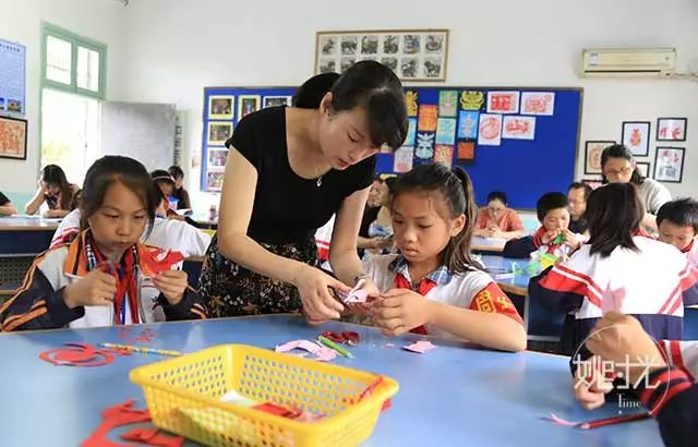 黑料网吃瓜,黑料网吃瓜最新 通过标题吸引用户点击