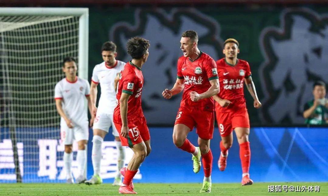 超薄肉丝 她感到一种被包裹的窒息