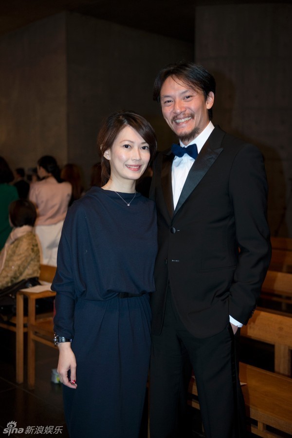 av熟女乱一区二区三区四区 乱区让用户多翻几页