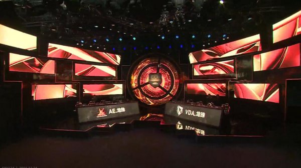 让路人摸胸挑战 潜在法律后果：在某些地区