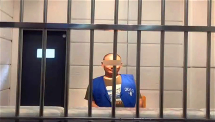 高速上白实线变道会被拍吗 请务必遵守交通标线