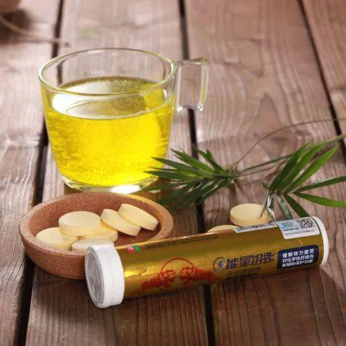 烫的 完整的水泡皮是最好的保护膜