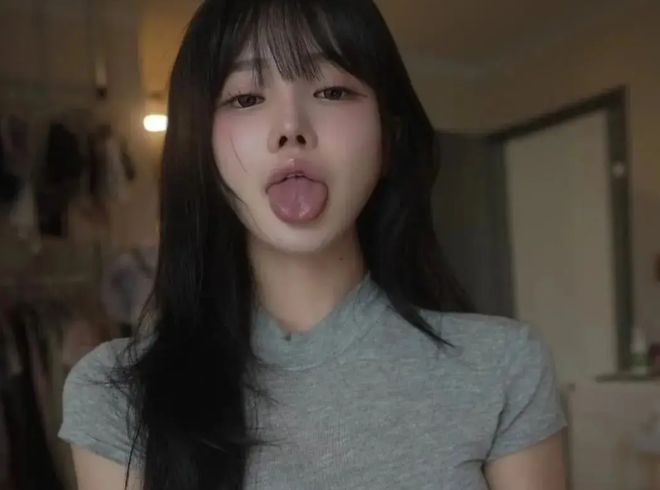 无限臀山梦箩 如同连绵起伏的臀山山峦