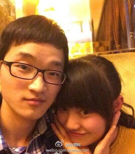 我被同学摸了好久很爽