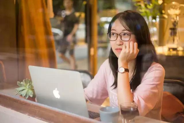 高质量女 能为自己的高质量女人生负责