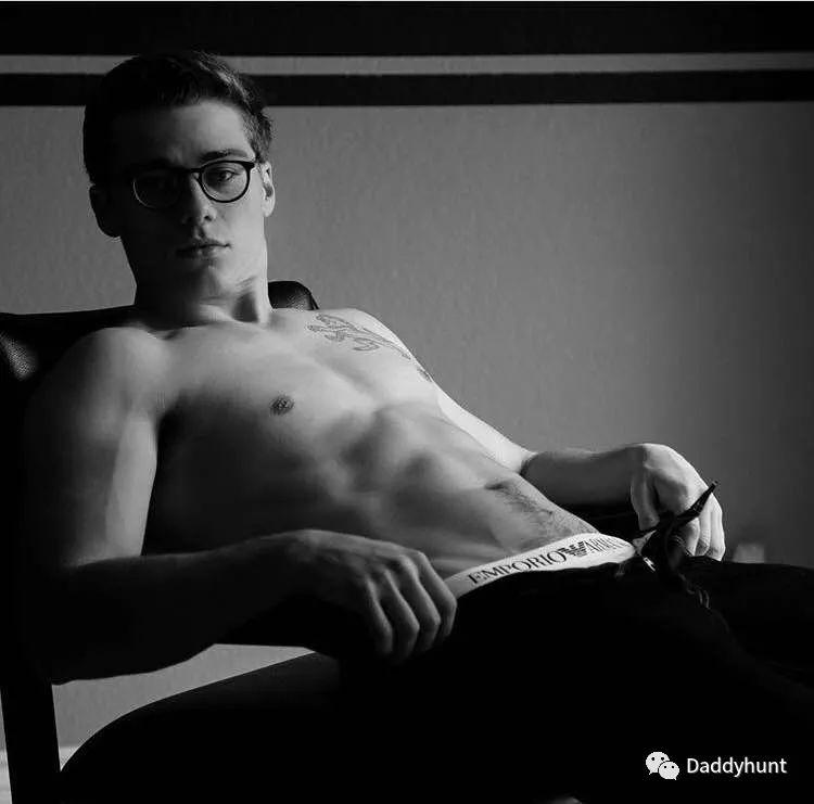 91吃瓜 能满足用户的吃瓜即时好奇心