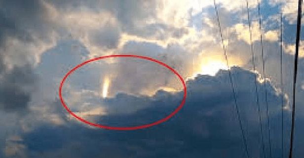 啄木鸟剧本 石头锈掉的啄木味道